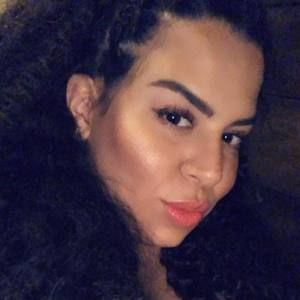 Meet your Posher, Nena